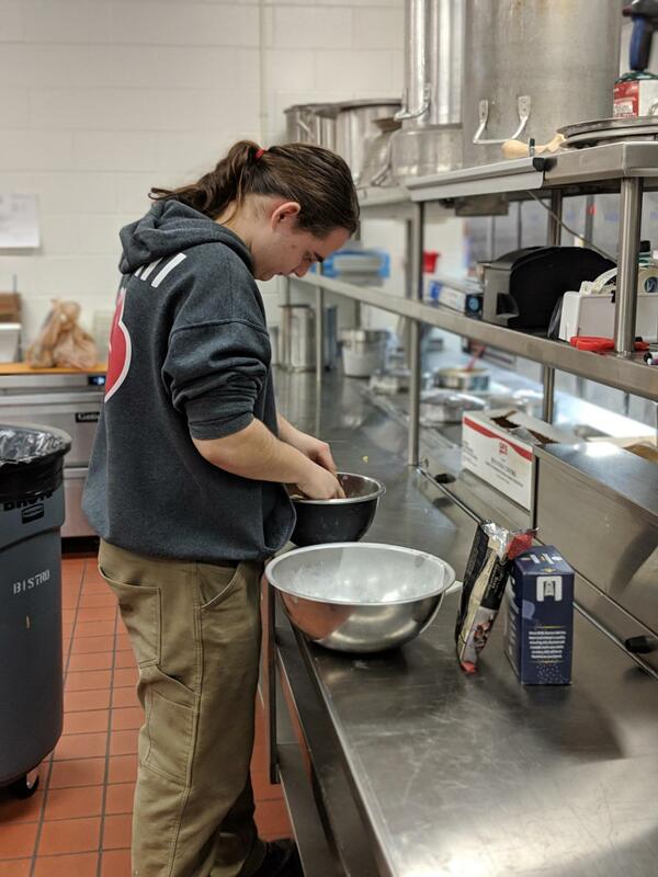 foods student creating chocolate chip cookies